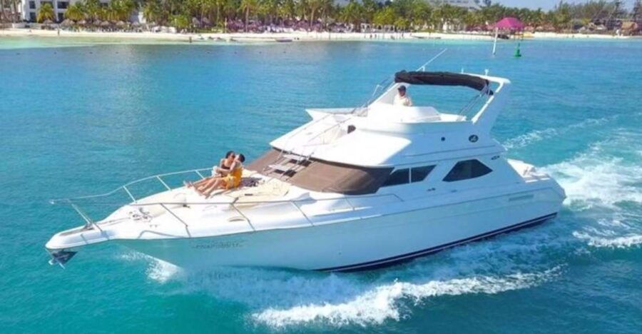 Cancun: Private Luxury 46-Feet Flybridge Yacht Cruise - Good To Know