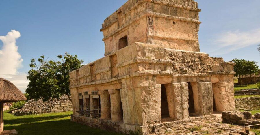 Cancun/Riviera Maya: Tulum Ruins, Sea Turtle Swim & Cenotes