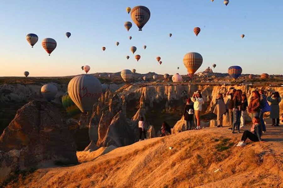 Cappadocia: Sunrise Hot Air Balloon Watching Tour - Tour Duration and Flexibility