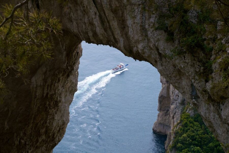 Capri: Guided Island Highlights Boat Tour - Good To Know