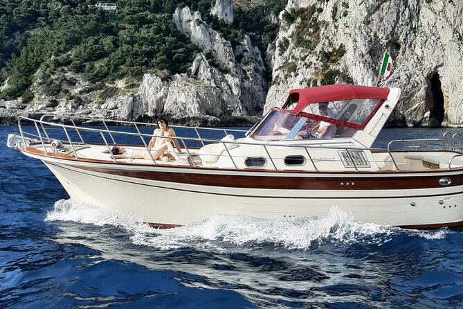 Capri Tour With “Gozzo” (3 Hours)