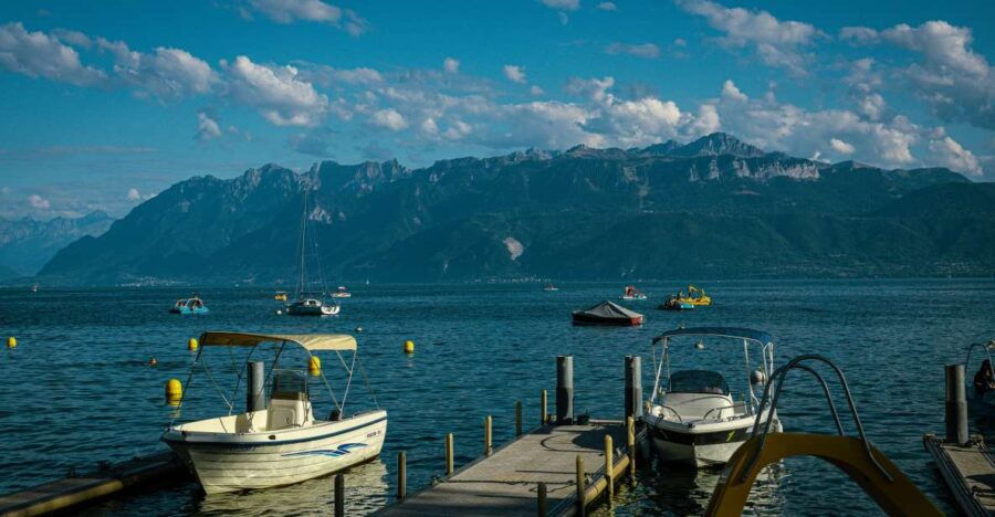 Capture the Most Instaworthy Spots of Lausanne With a Local