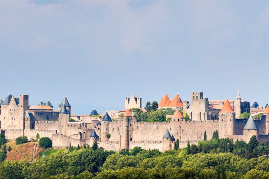 Carcassonne: City Exploration Game and Tour - Good To Know