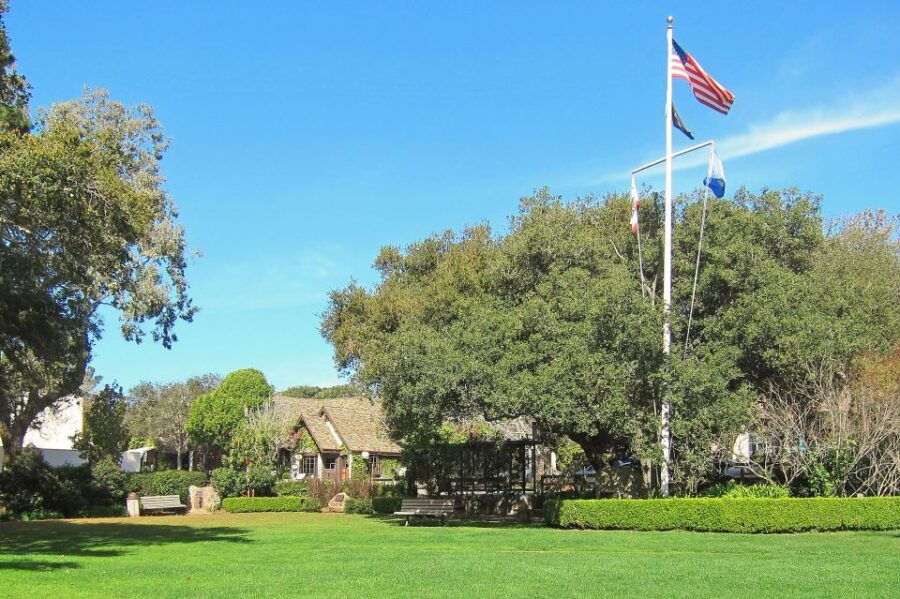 Carmel-By-The-Sea: Fairy Tale Houses Self-Guided Audio Tour
