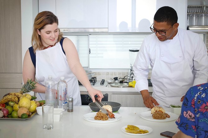 Cartagena Private Tour to Popular Market (Bazurto) With Cooking Class