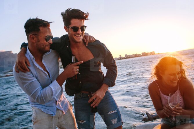 Cartagena: Sunset Boat Party (Open Bar, Local Host, Meet People) - Good To Know
