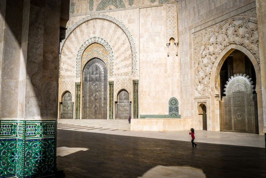 Casablanca: Airport-to-City Tour Experience