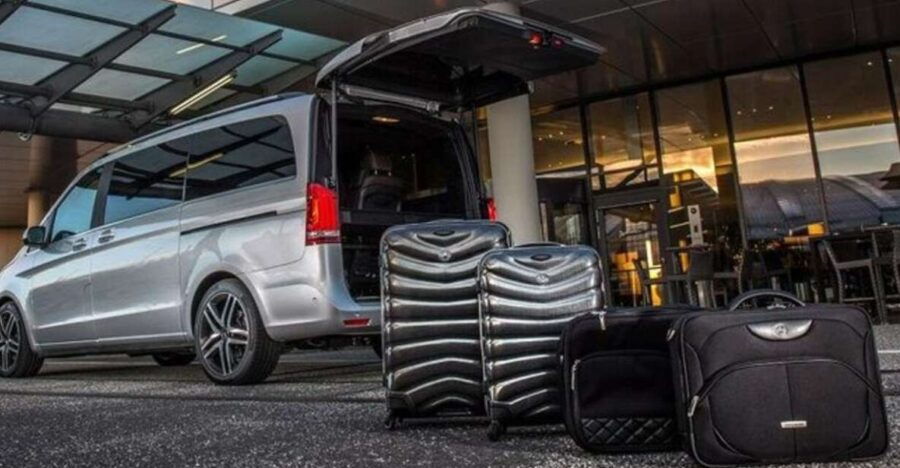 Casablanca: Mohammed V Airport to City Transfer