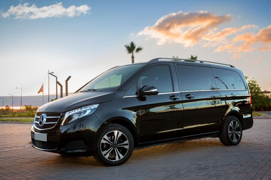 Casablanca: Private Transfer to Mohammed V Airport