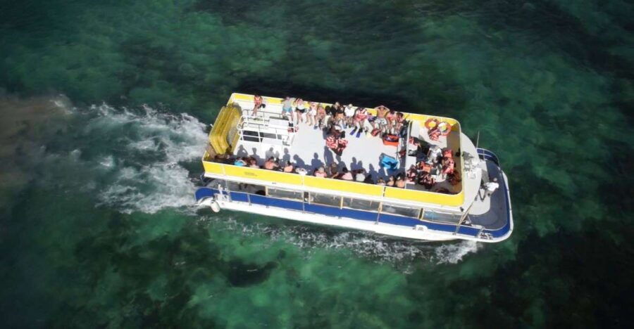 Catamaran With Snorkel, Open Bar, and Transfer From Cancún - Good To Know