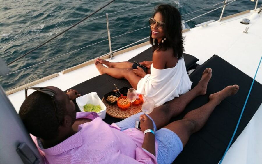 Catania: Guided Sunset Sailing Trip With Snacks & Prosecco - Good To Know
