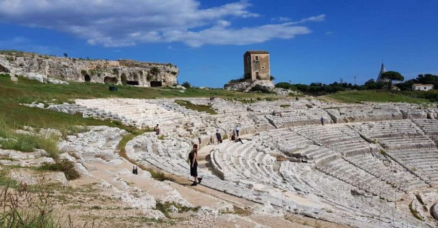 Catania: Syracuse, Ortigia, and Noto Tour With Brunch