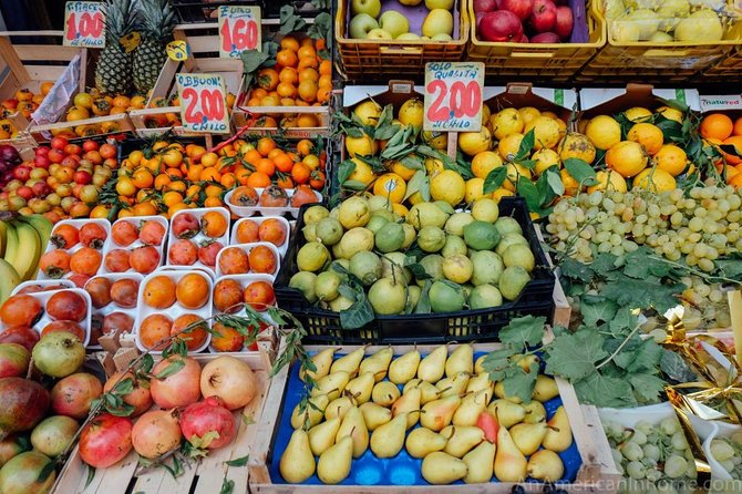 Cesarine: Market Tour & Home Cooking Class in Naples - Good To Know