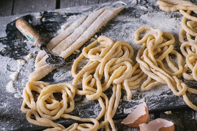Cesarine: Private Pasta Class at Locals Home in Catania