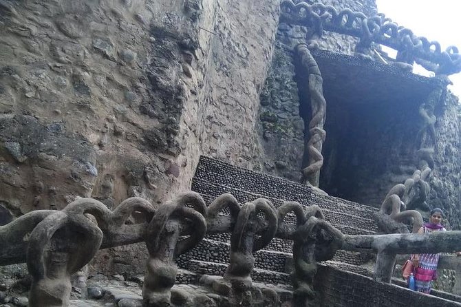 Chandigarh Private Tour With Rock Garden, Camel, Lake Cruise (Feb )