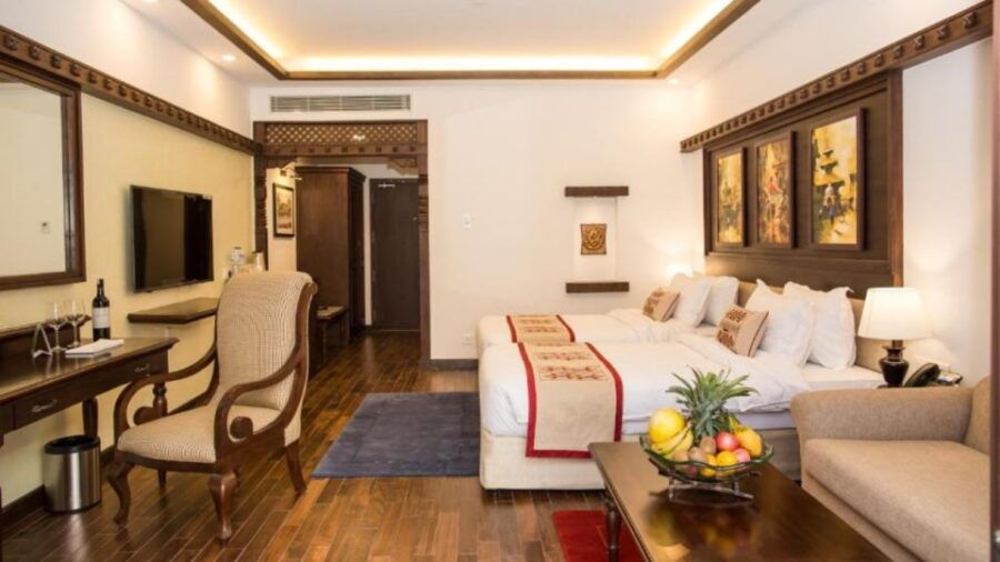 Chandragiri Hills & Monkey Temple Tour With Luxurious Stay - Good To Know