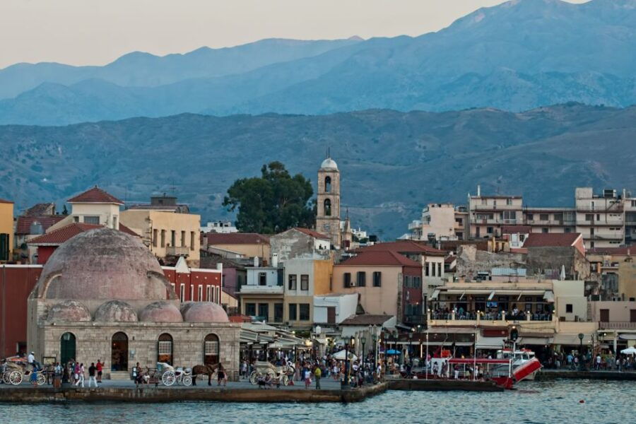 Chania: First Discovery Walk and Reading Walking Tour