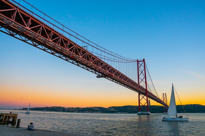 Charms of Lisbon: Alfama Tapas Tour & Sunset Sailing With Wine - Meeting Point Details