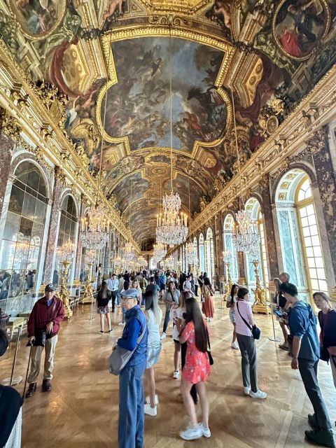 Chateau De Fontainebleau & Chateau De Versailles - Tour Inclusions