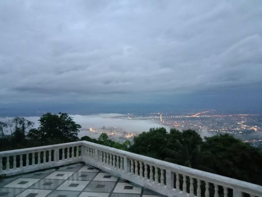 Chiang Mai: Doi Suthep Temple & Wat Pha Lat Hiking Tour