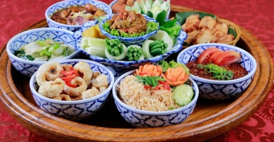 Chiang Mai: Northern Thai Cuisine "Khantoke Dinner" - Good To Know