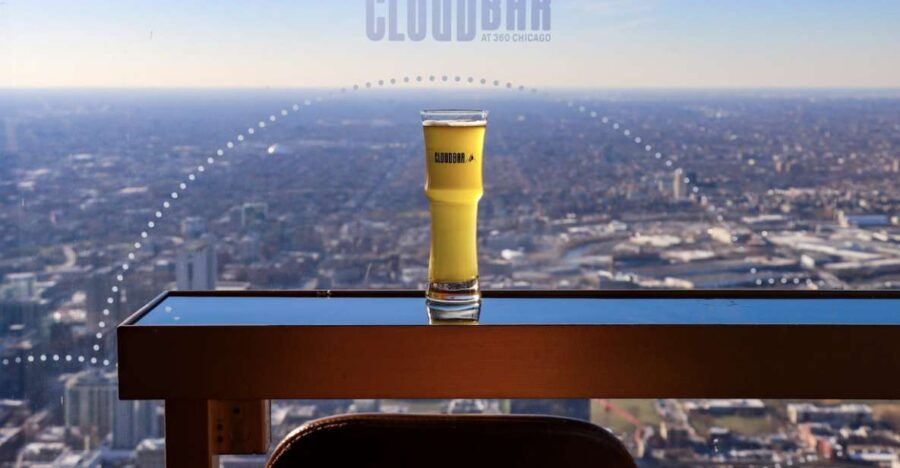 Chicago: 360 Chicago Observation Deck Sip and View Ticket