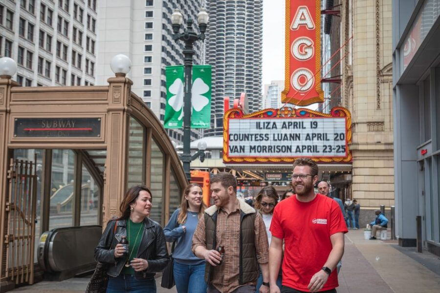 Chicago: Architecture, History & Highlights Small Group Tour