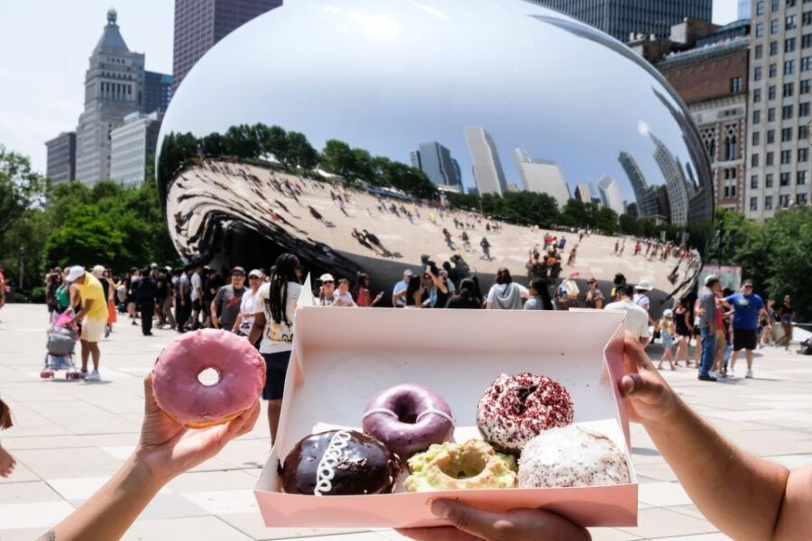 Chicago: Downtown Donut Tour With Tastings