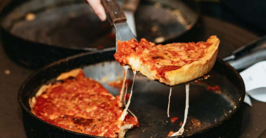 Chicago: Favorite Foods Guided Walking Tour