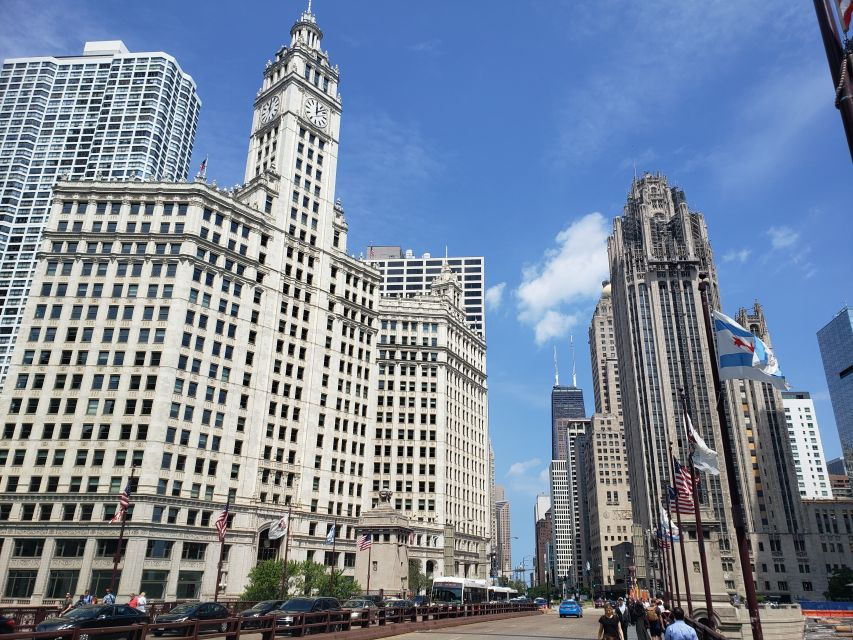 Chicago: Must See Chicago 15 Minute Walking Tour
