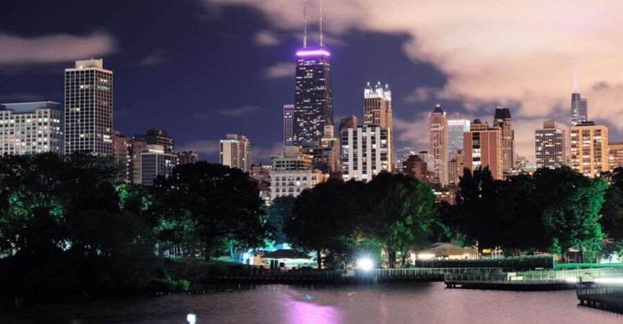 Chicago Outdoor Escape Game: Ghost Hunt