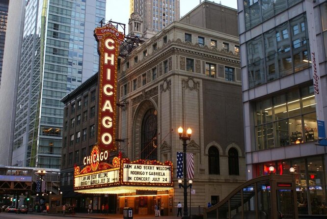 Chicago Private Instagram Car Tour (Private & All-Inclusive)