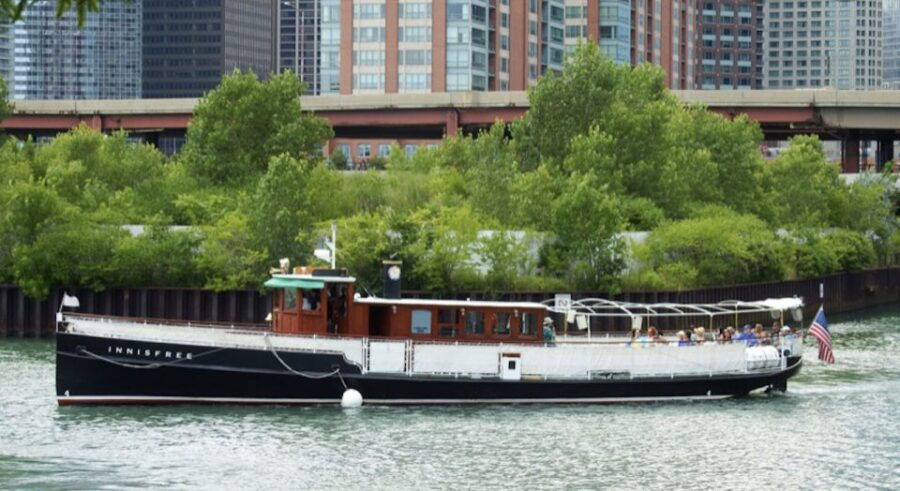 Chicago River: Historic Small Boat Architecture River Tour