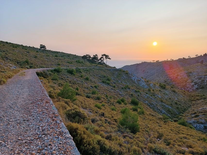 Chios: Private Sunset Hiking Tour From Lithi - Good To Know