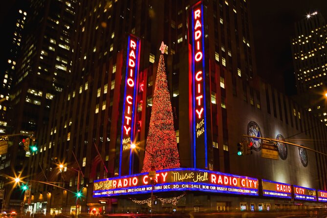 Christmas Holiday Lights NYC Sightseeing Tours With Special Gifts - Good To Know