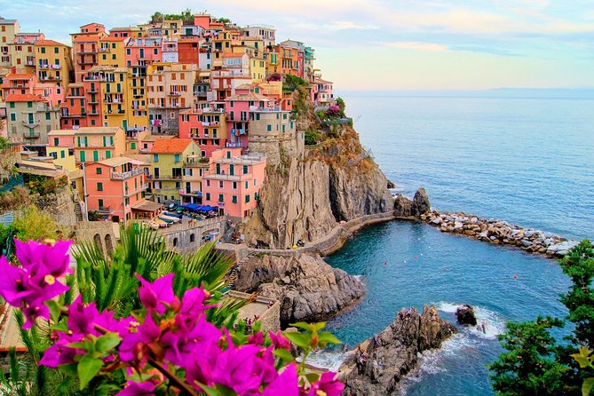 Cinque Terre With Vernazza Manarola and Corniglia Full Day From Florence - Exploring Manarolas Charm