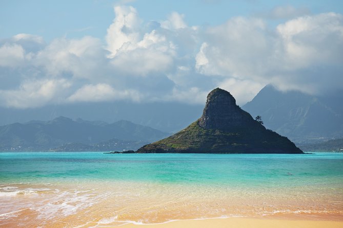 Circle Island Off-the-Beaten-Tour (Private)