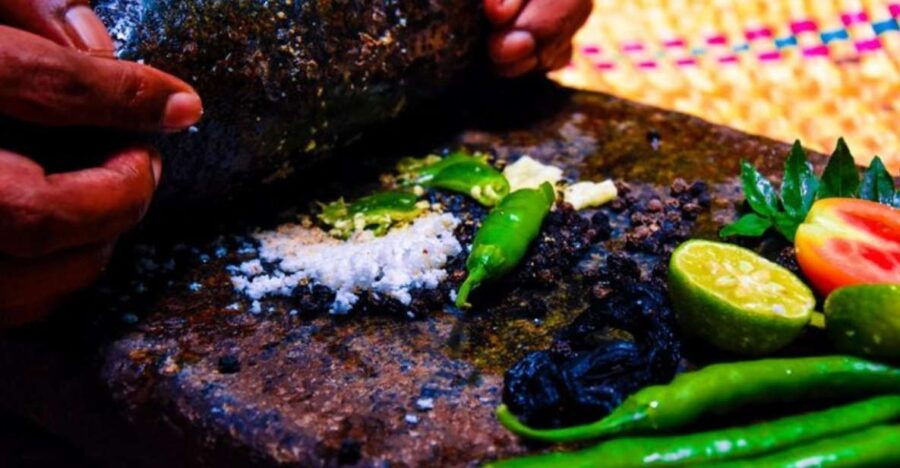 Colombo: Local Market Tour & Cooking Demo With Lunch!