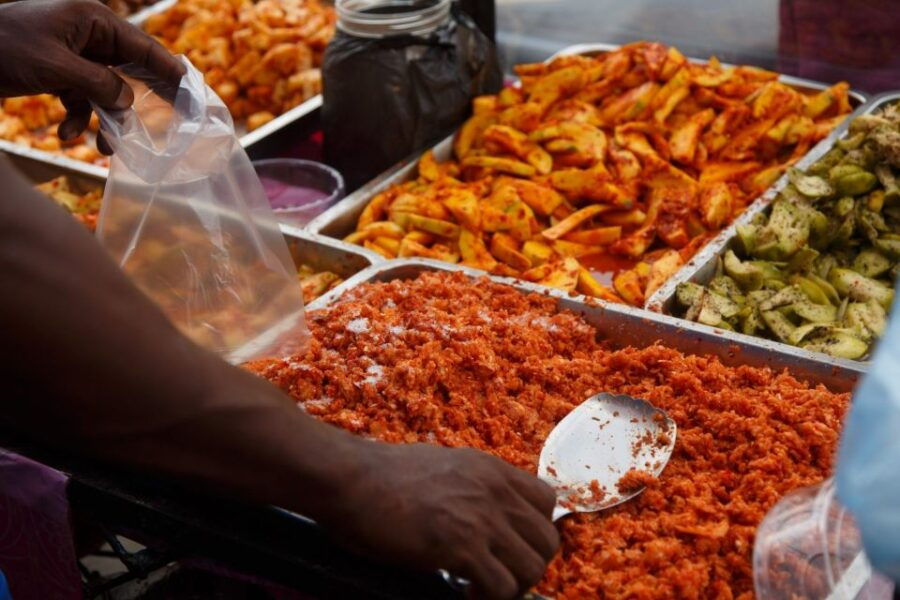 Colombo: Street Food Walking Tour With Transfer - Good To Know