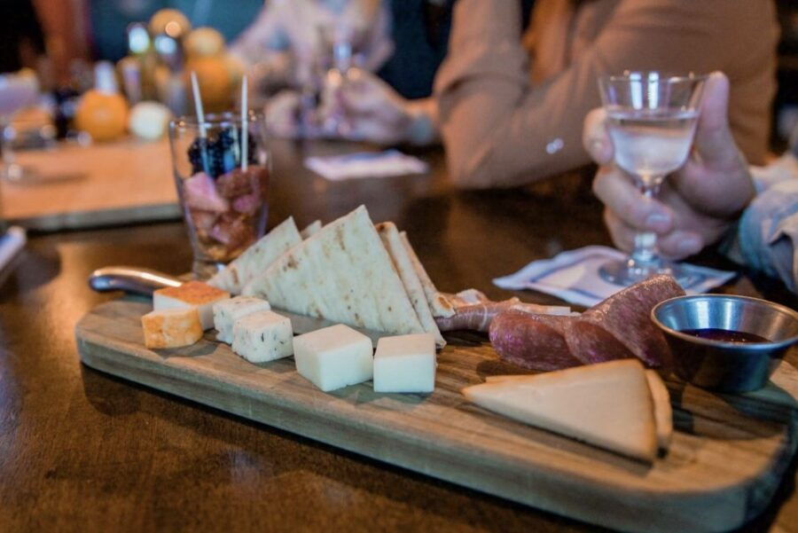 Colorado Springs: 2.5-Hour Cocktails & Tastes Walking Tour - Good To Know