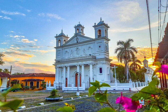 Combo Tour: Archeology in Cihuatan Suchitoto Best Preserved Colonial Town.