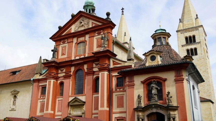 Complete Prague Castle Tour (Small-Group) - Good To Know