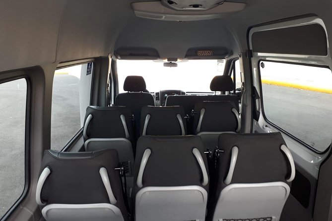 Convenient Airport Transfer to Riu Guanacaste Hotel