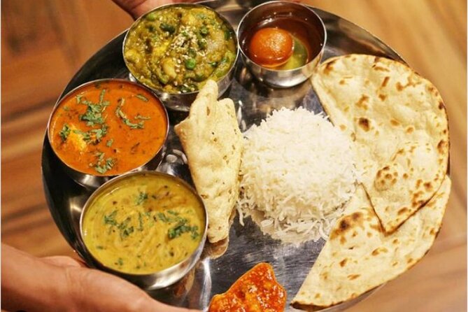 Cooking Class & Meal (Indian Food) With Local Family in Jaipur.