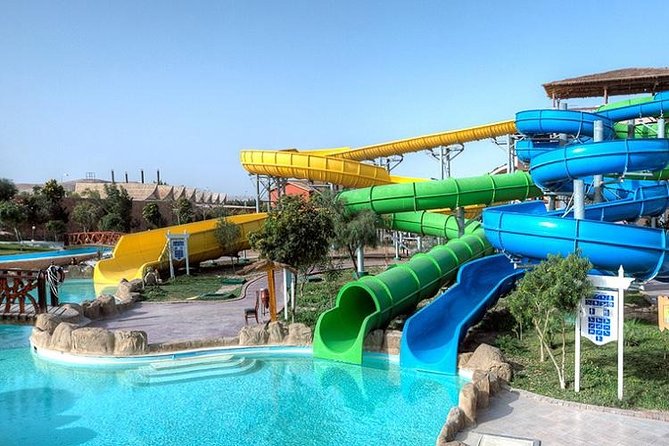 Cooling Day in Jungle Aquapark - Good To Know