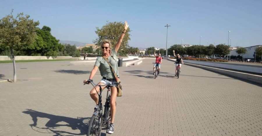 Córdoba Daily Highlights Bike Tour