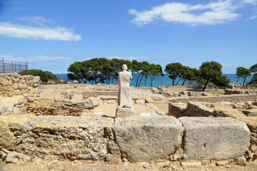 Costa Brava: Private Tour of Empuries and Boat Ride - Good To Know