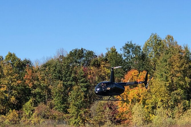 Couples Private Hudson Valley Fall Foliage Helicopter Tour From Westchester