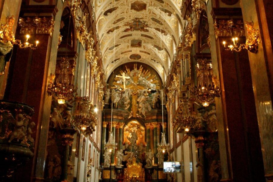 Częstochowa Black Madonna Experience With Private Transport - Good To Know