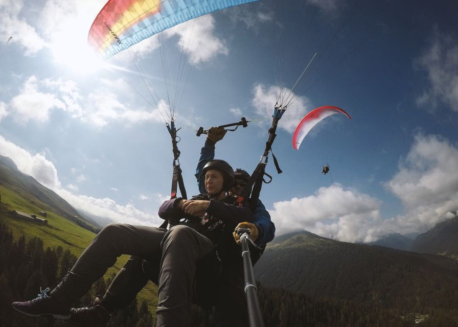 Davos: Tandem Paragliding Flight